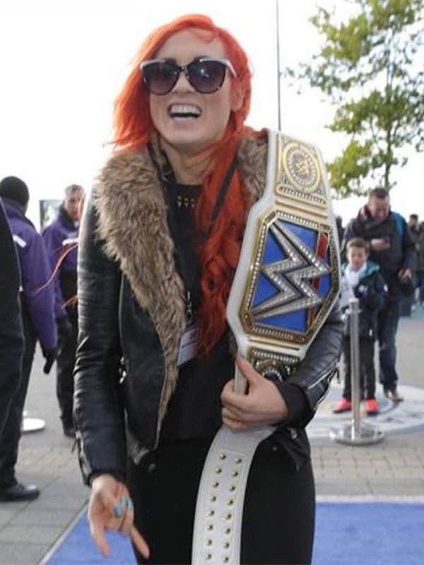 WWE Diva Aksana Rote Lederjacke | WWE Damen Lederjacke