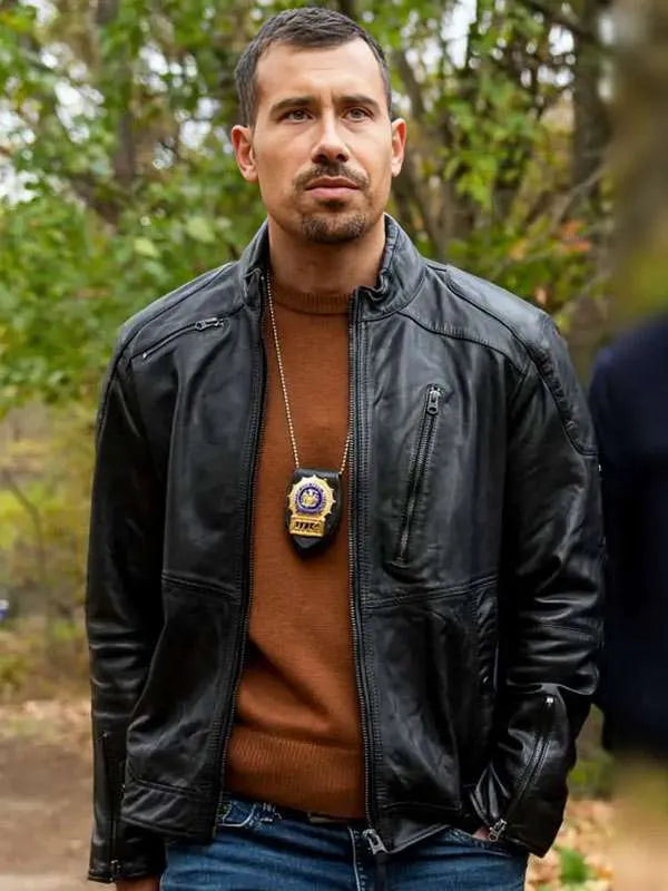 DAVE BAUTISTA LEDERJACKE | HERREN CELEBRITY LEDERJACKE VOM JACKENVERKÄUFER | WWE-JACKE