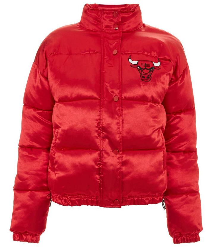 Chicago Bulls Red Jacket on model in USA market