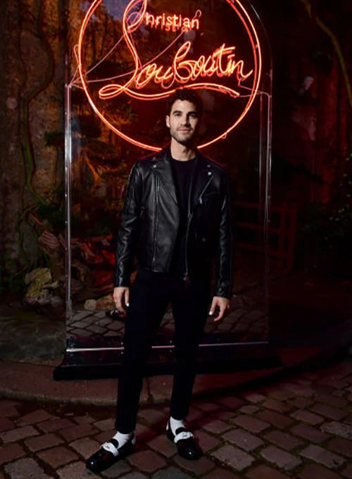 Black leather jacket fashion on Darren Criss in American style