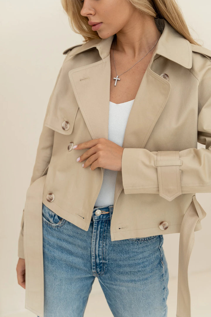 Stylish cropped beige trench coat in USA