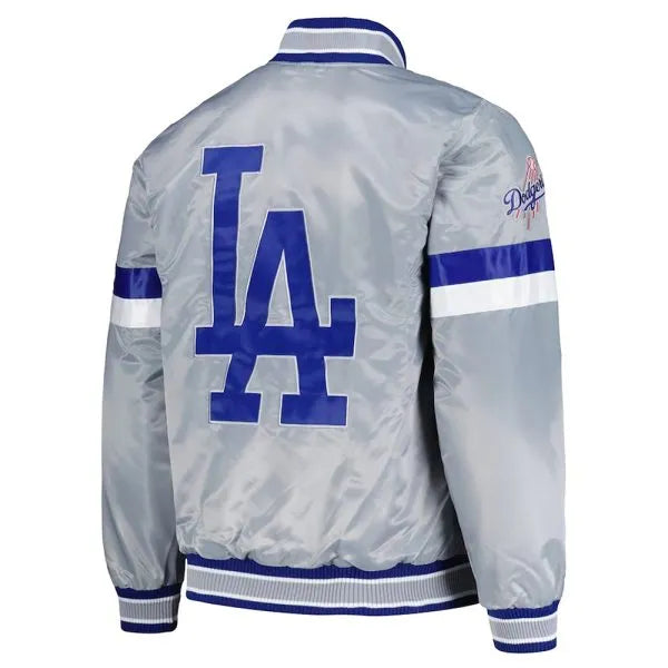Dodgers lettering embroidery on chest and sleeve

