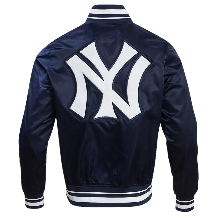 Classic Yankees Ribbed Jacket with Retro Logo in USA