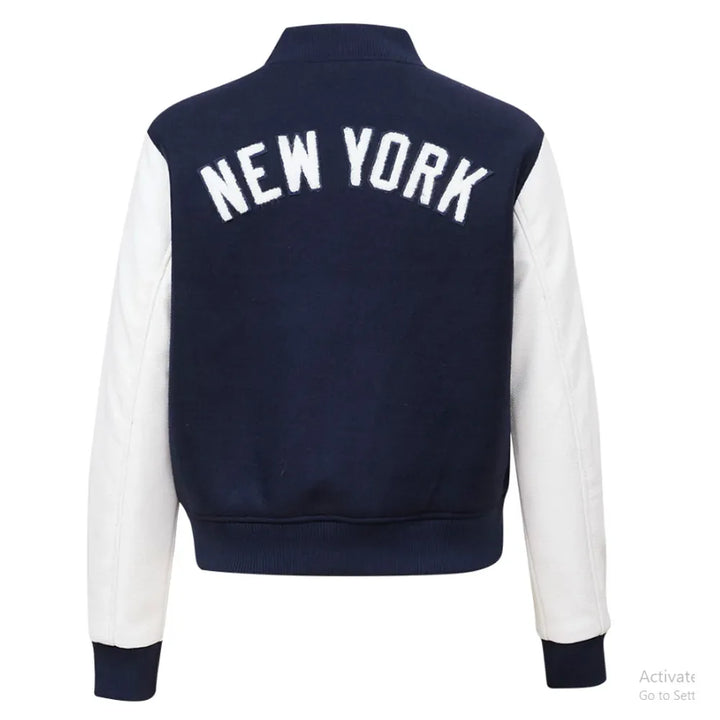 Men's New York Yankees Classic Varsity Jacket in Action in USA