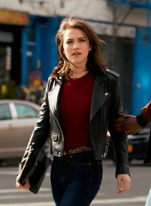 Celebrity Style: Violett Beane's Striking Leather Jacket in German market