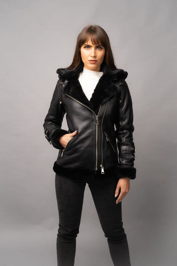 Schwarze Damen-Lederjacke aus Shearling-Imitat mit Kapuze von TJS
